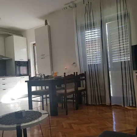 Apartman Jez *